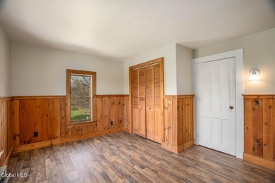 Nestled in the scenic countryside of Argyle, this one-of-a-kind - photo 42