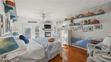A must-see 10 Bedroom waterfront home. Check out this rare find - photo 15