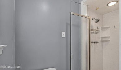 This well kept home is located close to shopping as well as golf - photo 20