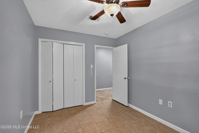 This well kept home is located close to shopping as well as golf - photo 23