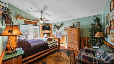 A must-see 10 Bedroom waterfront home. Check out this rare find - photo 24