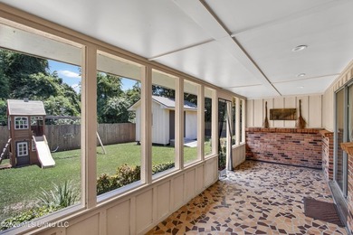 This well kept home is located close to shopping as well as golf - photo 30