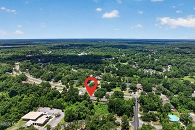 This well kept home is located close to shopping as well as golf - photo 43