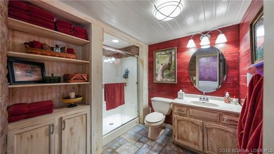 A must-see 10 Bedroom waterfront home. Check out this rare find - photo 45