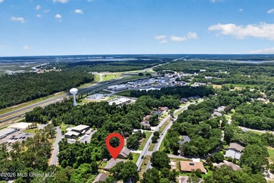 This well kept home is located close to shopping as well as golf - photo 46