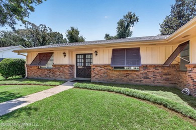 This well kept home is located close to shopping as well as golf - photo 48