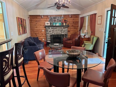 Well maintained move in ready original cabin in the desirable - photo 9