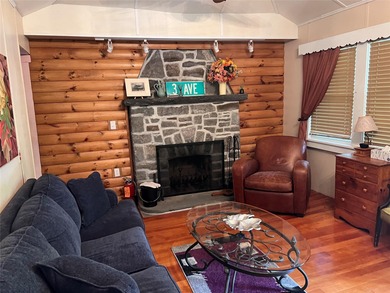 Well maintained move in ready original cabin in the desirable - photo 10