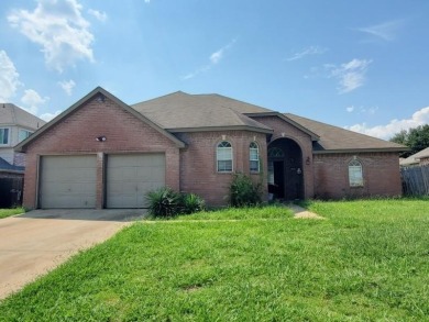Rockwall Lake Home Active Under Contract in Rockwall Texas