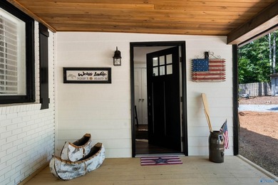 If you are looking for the perfect lake getaway THIS IS THE ONE! - photo 6