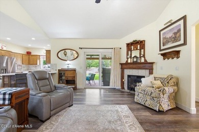 This beautiful cul de sac home is located in desirable Radiant - photo 8