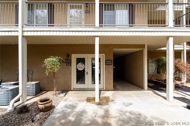 Experience low-maintenance lake living in this well-maintained - photo 24