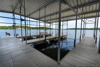 Experience low-maintenance lake living in this well-maintained - photo 28