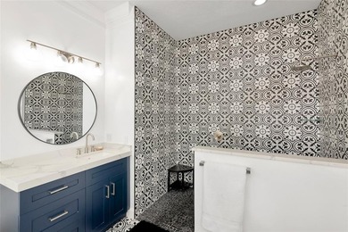 Welcome to this beautifully updated 3-bedroom, 2-bath residence - photo 20