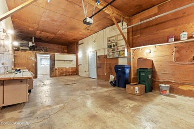 Move-in ready and full of versatility! Situated on a corner lot - photo 26