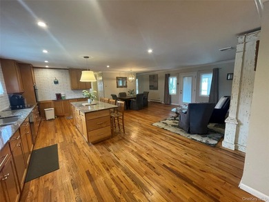This beautiful ranch is set on .33 of an acre - photo 8