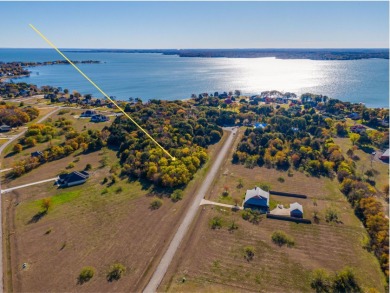 Peaceful 1+ Acre Lot in Gated Lake Subdivision - photo 4