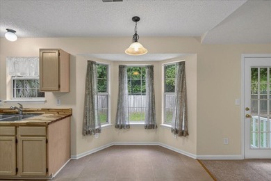 Welcome to Coastal Living at its Finest! Located just minutes - photo 17