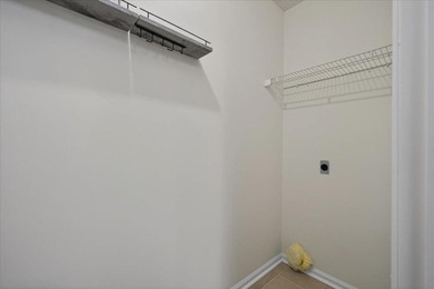 Welcome to Coastal Living at its Finest! Located just minutes - photo 23