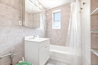 A Flexible Layout Your Pet Will Love Too at the Thurman Verona - photo 24