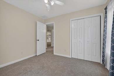 Welcome to Coastal Living at its Finest! Located just minutes - photo 31