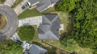 Welcome to Coastal Living at its Finest! Located just minutes - photo 36