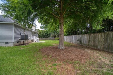 Welcome to Coastal Living at its Finest! Located just minutes - photo 40