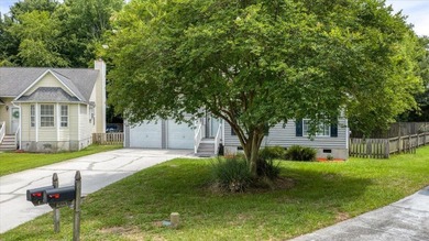 Welcome to Coastal Living at its Finest! Located just minutes - photo 47