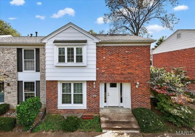Lake Townhome/Townhouse Sale Pending in Saint Louis, Missouri