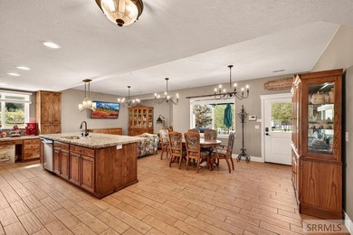 Designed for entertaining and grand scale living, this - photo 33