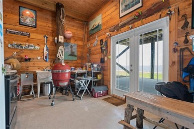 Welcome to your own slice of paradise on the pristine waters of - photo 35