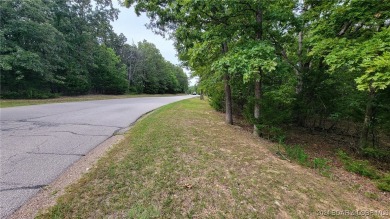 Lake Lot For Sale in Porto Cima, Missouri