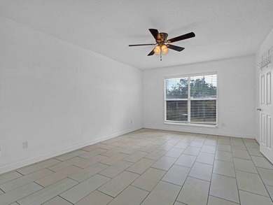 Seller said SELL! New roof before closing! Plus, the seller is - photo 5