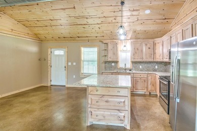 One-Owner Custom Build Near Lake Texoma - Commute-Friendly to
