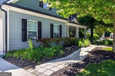 This beautifully maintained 4-bedroom, 2.5-bath home offers - photo 3