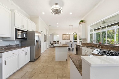 Private Waterfront Estate with 165 Feet of Waterfront and Direct - photo 14