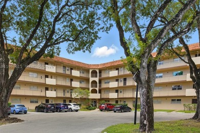 This spacious 2-bedroom, 2-bath condo offers comfort and - photo 5
