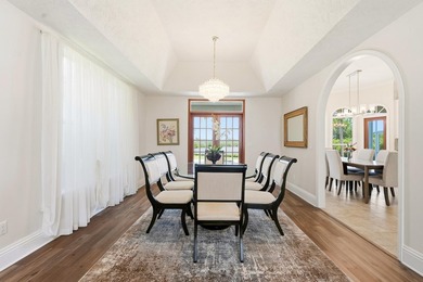 Private Waterfront Estate with 165 Feet of Waterfront and Direct - photo 17