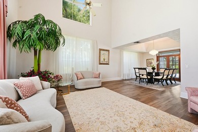 Private Waterfront Estate with 165 Feet of Waterfront and Direct - photo 19