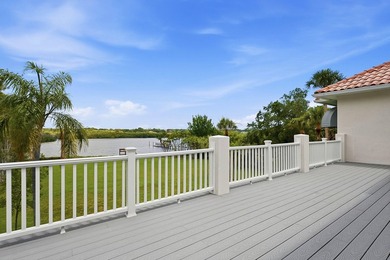 Private Waterfront Estate with 165 Feet of Waterfront and Direct - photo 25