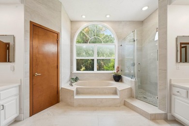 Private Waterfront Estate with 165 Feet of Waterfront and Direct - photo 27