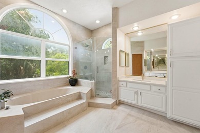 Private Waterfront Estate with 165 Feet of Waterfront and Direct - photo 29