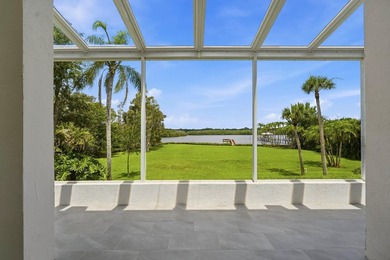 Private Waterfront Estate with 165 Feet of Waterfront and Direct - photo 47