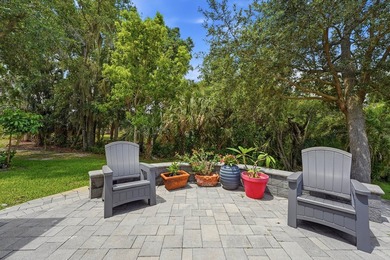 Private Waterfront Estate with 165 Feet of Waterfront and Direct - photo 48