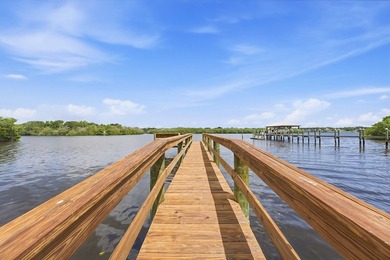 Private Waterfront Estate with 165 Feet of Waterfront and Direct - photo 53