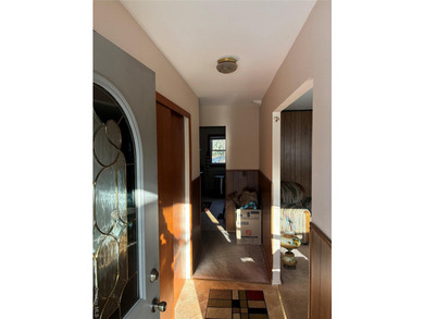 PRICED TO SELL Great starter home located just off the sunrise - photo 5