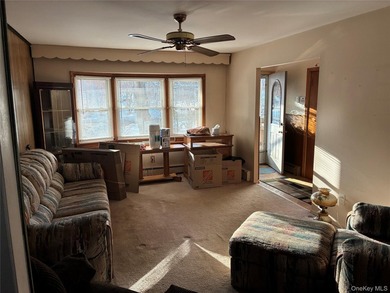 PRICED TO SELL Great starter home located just off the sunrise - photo 7