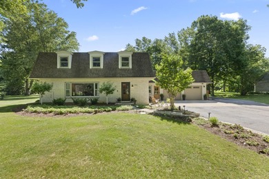 Lac La Belle Home For Sale in Oconomowoc Wisconsin