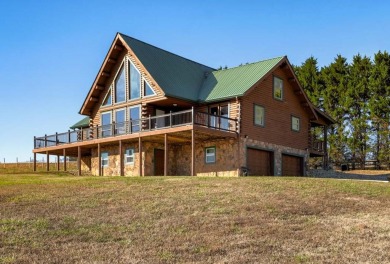 Lake Home For Sale in Kodak, Tennessee