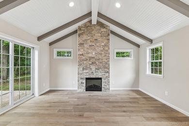 Beautifully Renovated Ranch in the Desirable Leisure Knoll - photo 17